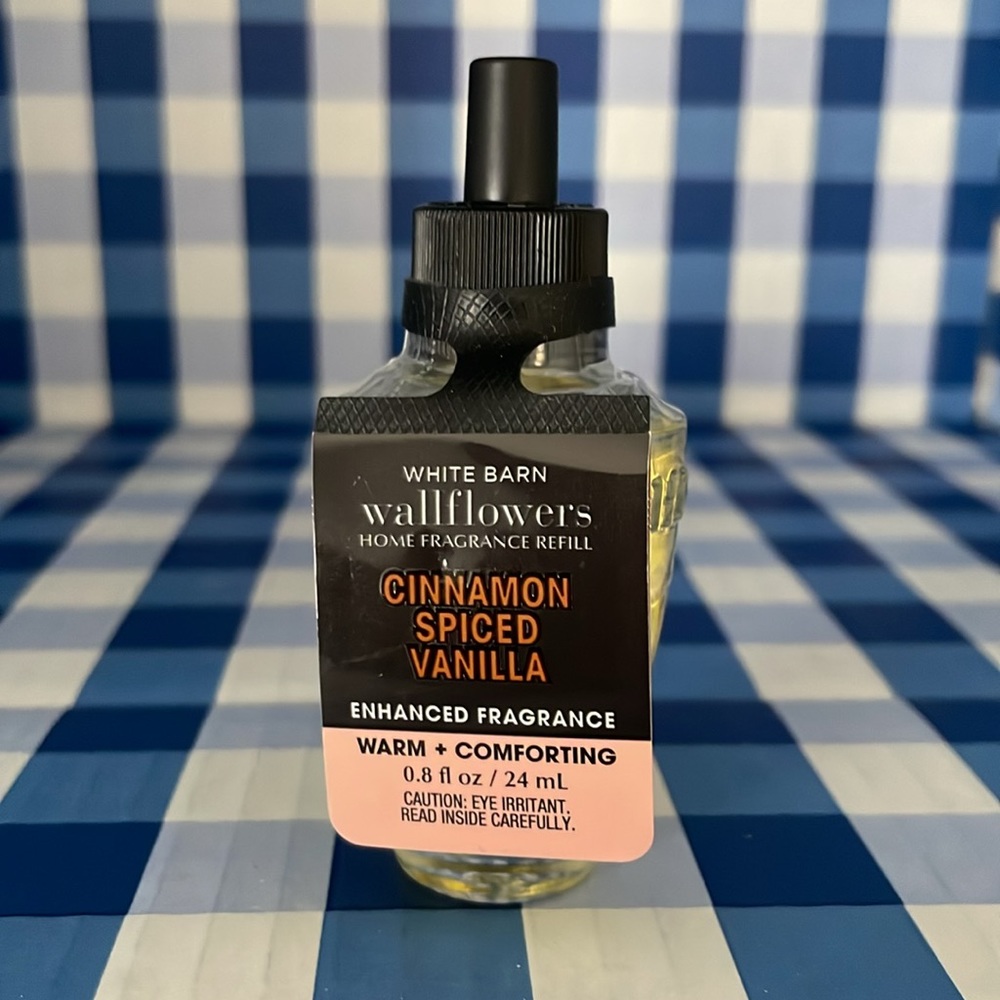 Bath & Body Works Wallflower Open Locus Nightlight Wallflower Plug & Refill - Picture 4 of 6